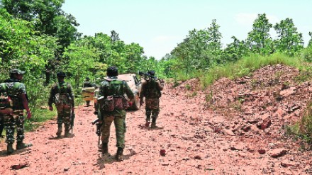 4 Maoists killed in encounter in Jharkhand