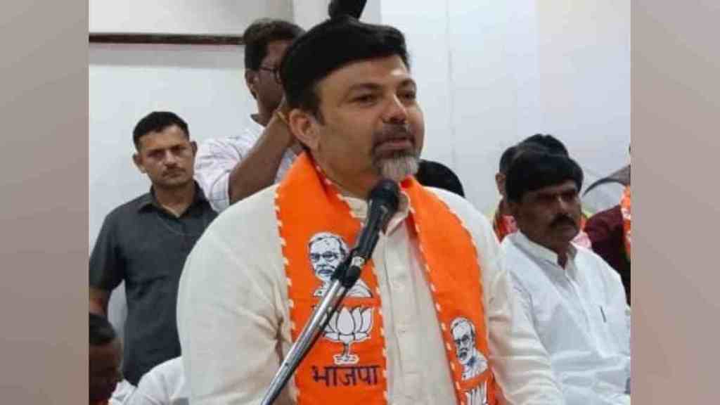 BJP, BJP Holds Review Meeting in Amravati, Review Meeting Navneet Rana s Defeat, Immediate Compensation for Farmers Amid Falling Cotton and Soybean Prices, Ashish Deshmukh, bjp karyakarta said famers dictionary reason bjp defeat