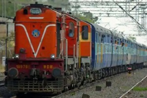 Mumbai JCB driver damage railway cable