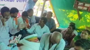 Amravati hunger strike started at cemetery