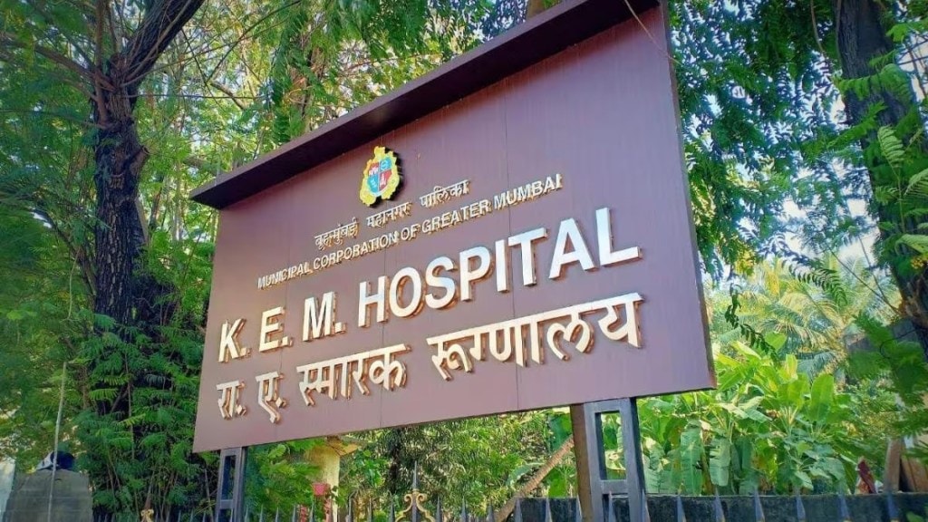 kem hospital mortuary vehicles marathi news