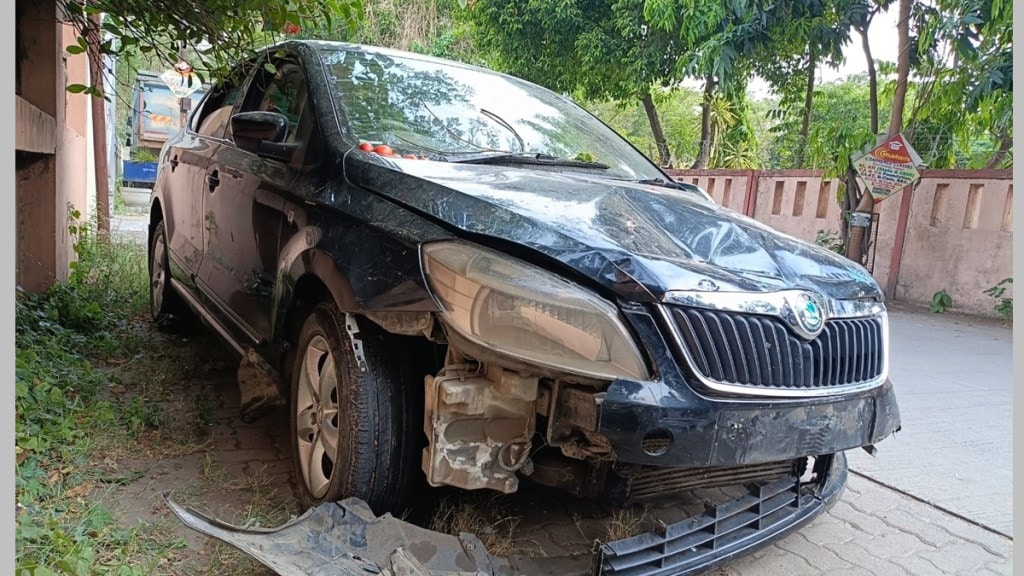 nagpur car accident