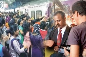 assengers without ticket marathi news
