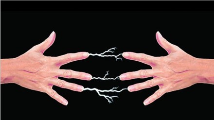 two girls electrocuted marathi news