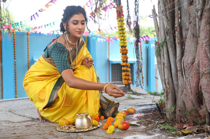 colors marathi actress celebrates vat purnima