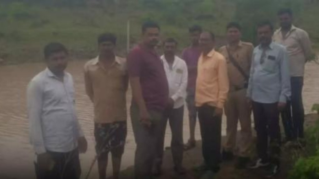 old man swept away in flood water in buldhana district