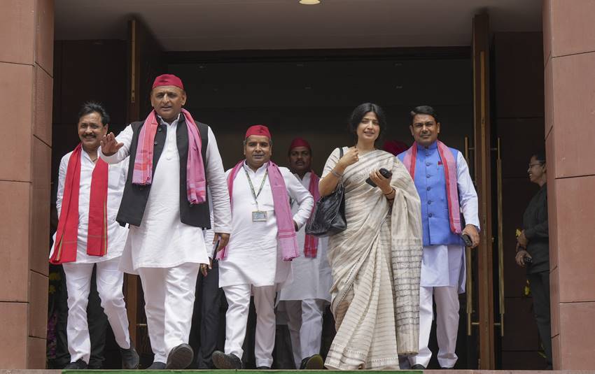 Dimple Yadav and Akhilesh Yadav Property