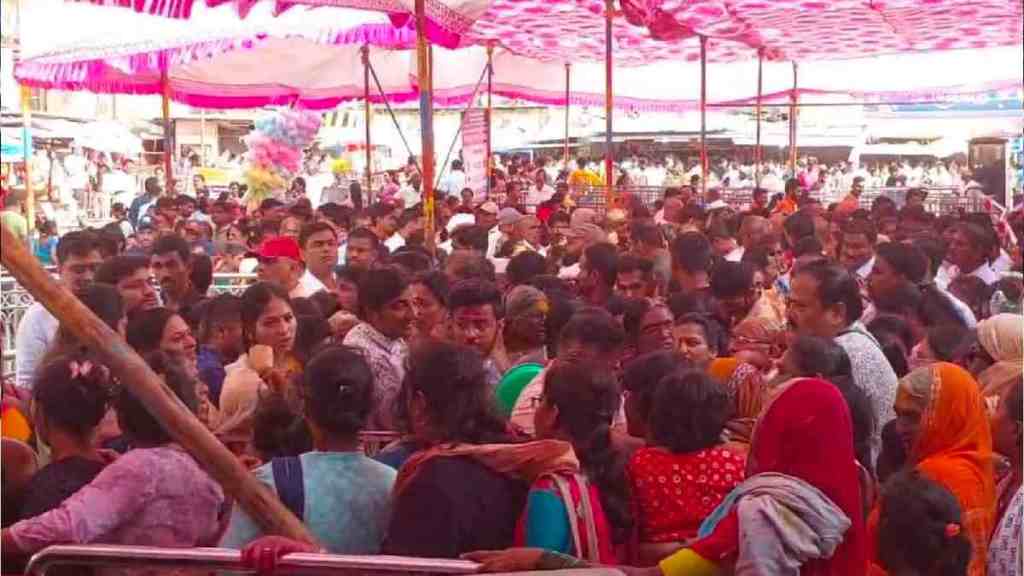 Kolhapur, Kolhapur Sees Surge in Devotees, Surge in Devotees at Mahalakshmi Temple, Surge in Devotees at Jyotiba Temple, mahalaxmi temple kolhapur,