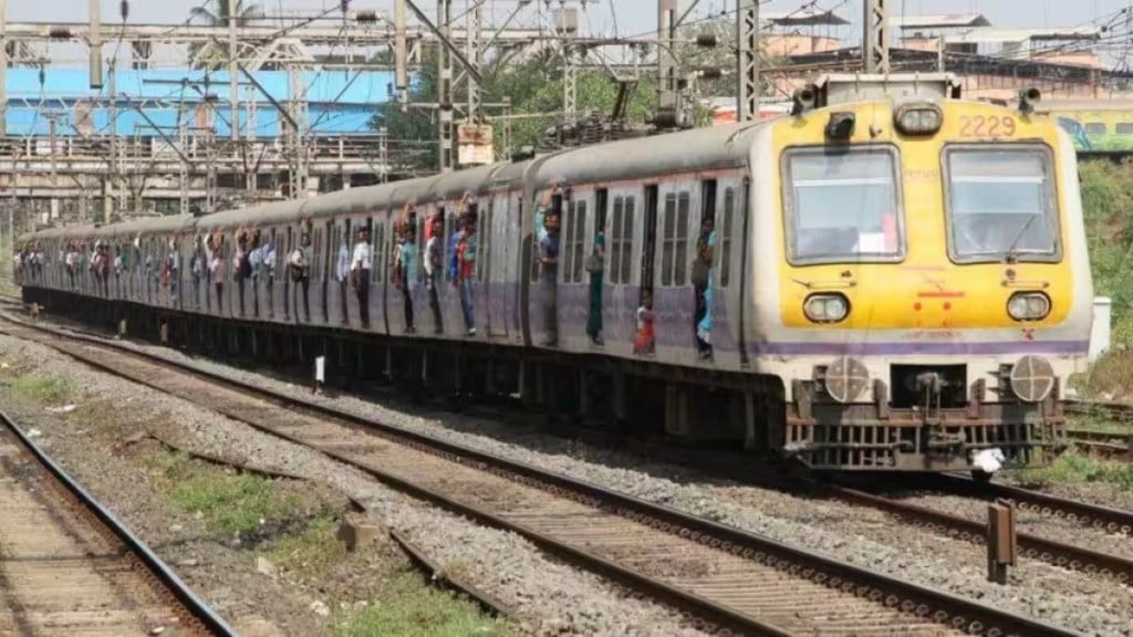 train service disturbed on central railway