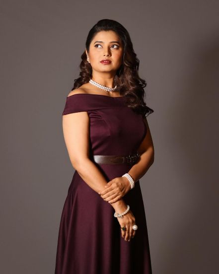 Prajakta Mali posted photos on maroon off shoulder dress on social media