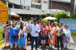 thane, Protests, Protests Erupt in Thane against RTE Mandated Free Materials, right to education, Private Schools Fail to Provide RTE Mandated Free Materials, RTE Mandated Free Materials,