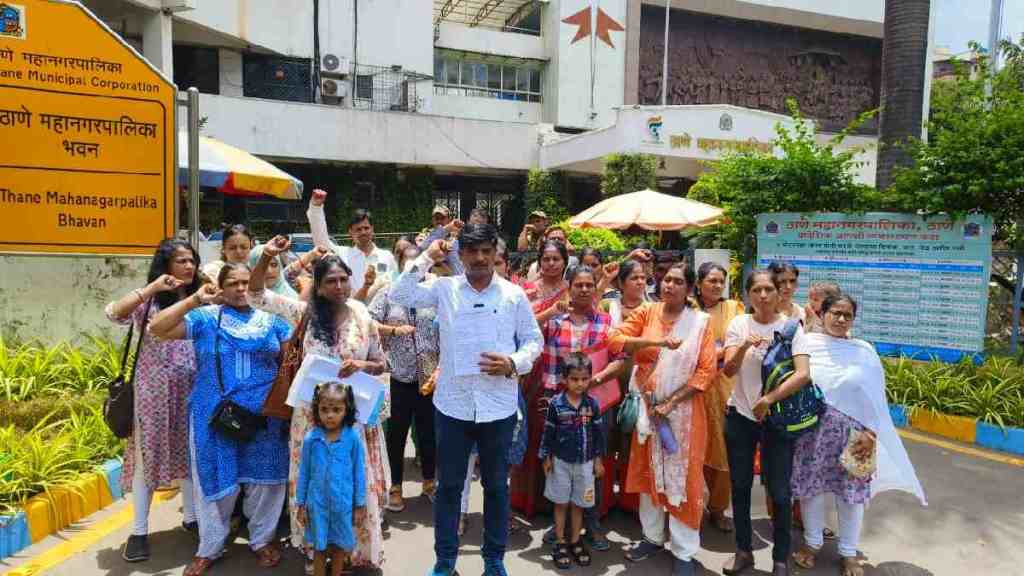 thane, Protests, Protests Erupt in Thane against RTE Mandated Free Materials, right to education, Private Schools Fail to Provide RTE Mandated Free Materials, RTE Mandated Free Materials,