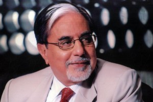dr subhash chandra appeal all to stand against threats to press freedom