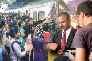 western railway recovered rs 38 crore as fine ticketless passengers