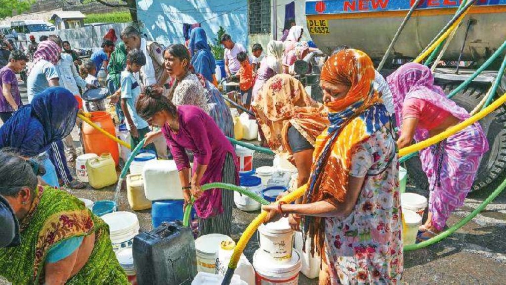 aap government filed petition in supreme court over water crisis in delhi