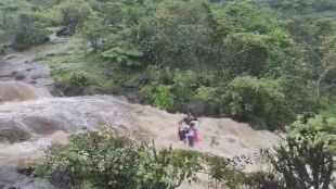 five people survived after drown in waterfall in lonawala but three died