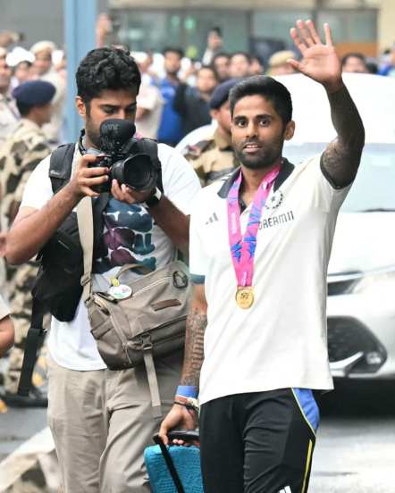 team india back in india photos