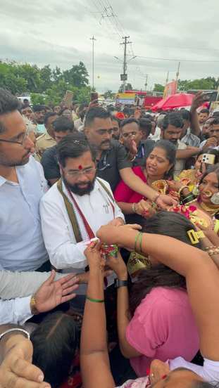 cm Eknath shinde in pandharpur wari