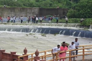 Water in Ambazari Lake overflows due to heavy rains Nagpur