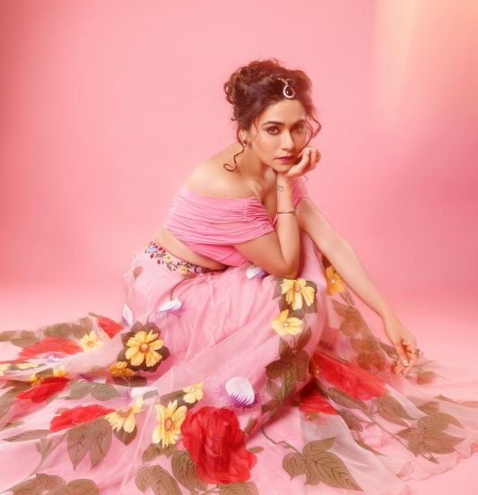 Amruta Khanvilkar Pink Floral Skirt