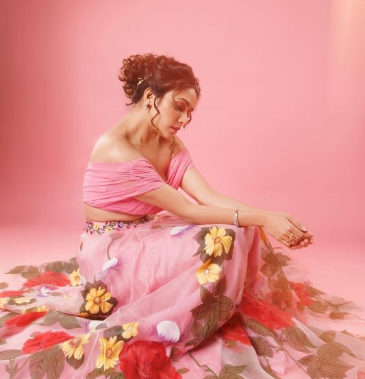 Amruta Khanvilkar Pink Floral Skirt