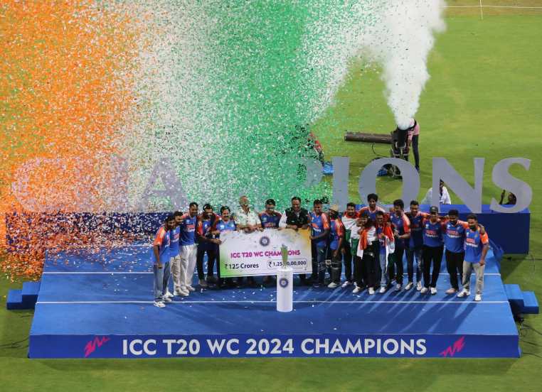 India-T20-World-Cup-2024-Victory-Parade (8)