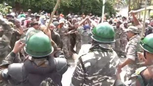 Jharkhand Police Lathi Charge Protesting Special Police Officers Outside CM Residence In Ranchi