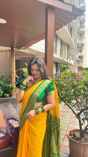 Manasi Naik marathi look 