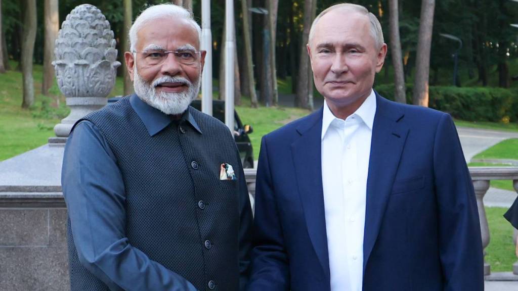 Narendra Modi and vladimir putin