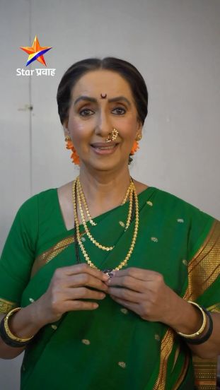 Neena Kulkarni Green Saree Look