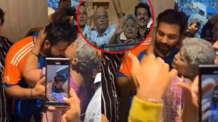 rohit sharma mother skips visit to doctor for indian cricket team parade celebration t20 world cup showers son with kisses in adorable video