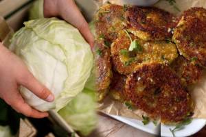 How to Make Home Made Cabbage cobi Cutlet Rainy Season Special And Children Tiffin Special Note Down The Marathi Recipe
