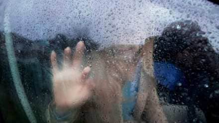 fog spreads on the car window during rainy season