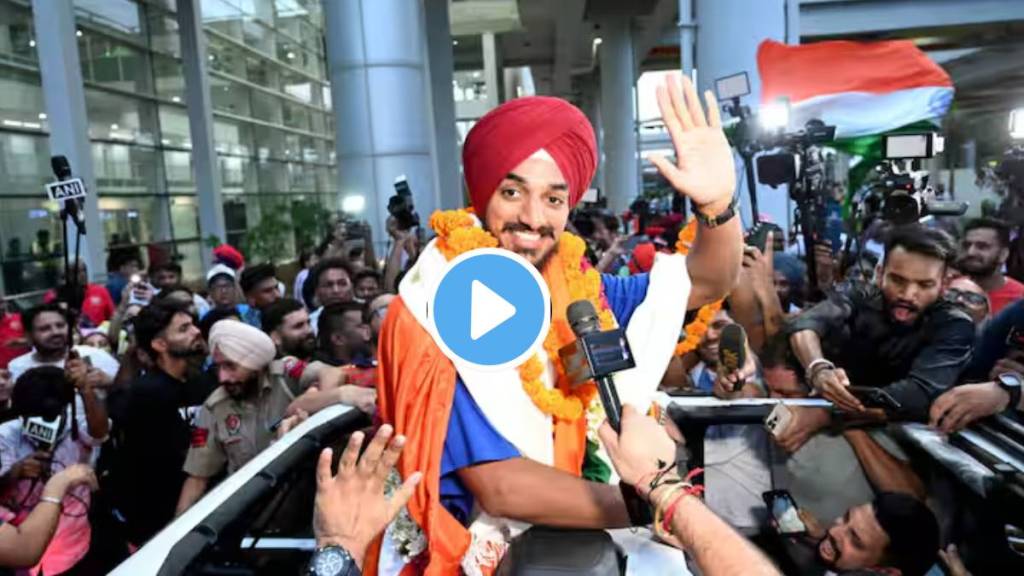 Arshdeep Singh's grand welcome in Mohali