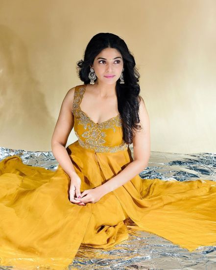 Pooja Sawant Sharara Dress Look