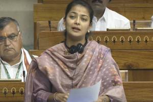 Praniti Shinde First Speech in Loksabha on Maratha Reservation