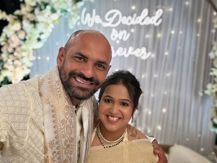 Sameer Vidwans Juilee Sonalkar Wedding Photos