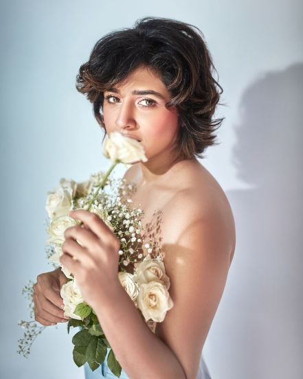 Sanskruti Balgude Topless Photoshoot