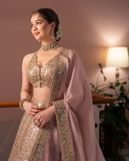 Sara Tendulkar Pastel Lehenga Look