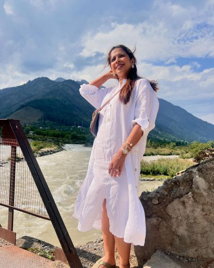 Shreya Bugde Sheth Kashmir Vacation