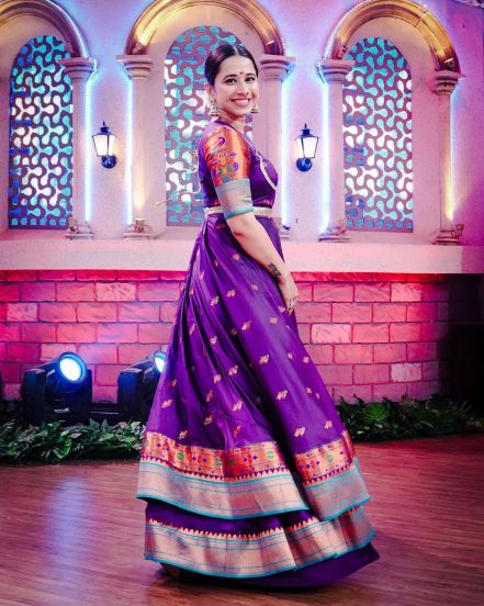 Shreya Bugde Sheth Purple Paithani Dress