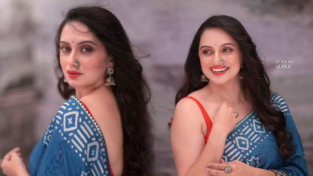 Shruti Marathe Blue Saree Look