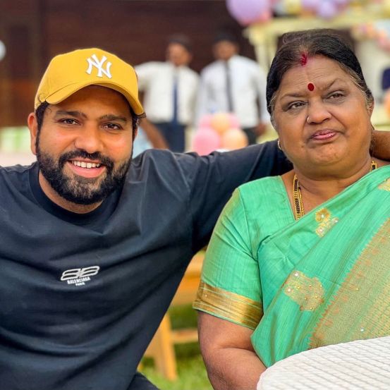 rohit sharma mother skips visit to doctor for indian cricket team parade celebration t20 world cup showers son with kisses in adorable video