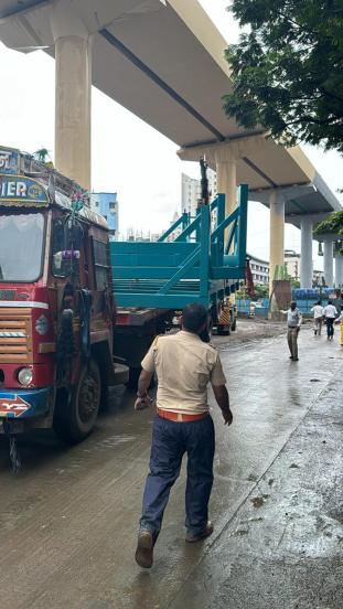 Thane Ghodbunder Road Traffic