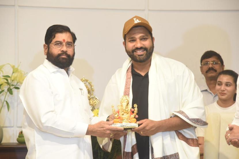 Rohit Sharma Suryakumar Yadav Shivam Dubey Yashasvi Jaiswal met Chief Minister Eknath Shinde At Varsha Bunglow