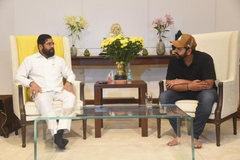 Rohit Sharma Suryakumar Yadav Shivam Dubey Yashasvi Jaiswal met Chief Minister Eknath Shinde At Varsha Bunglow