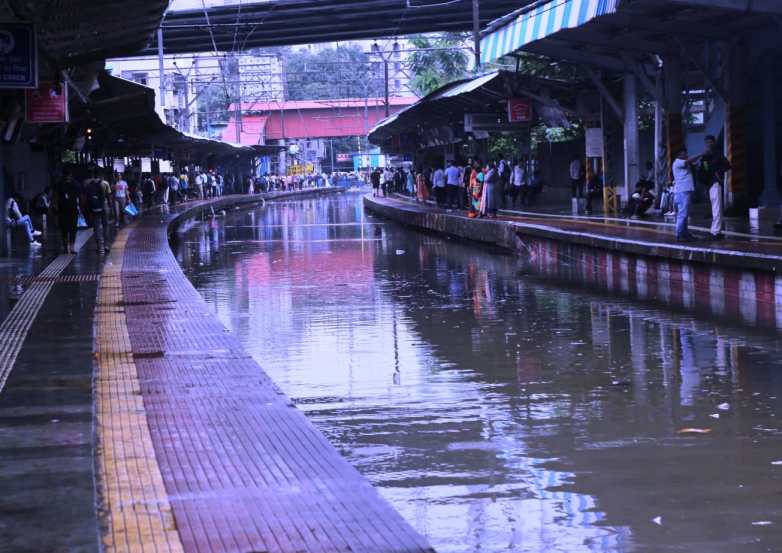 mumbai rain photos 2024, Mumbai Maharashtra Rain Updates Live in Marathi