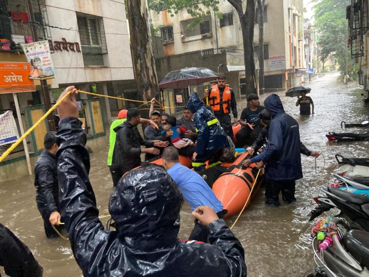 Pune Heavy Rainfall Alert Today in Marathi, pune rain latest photos by indian express