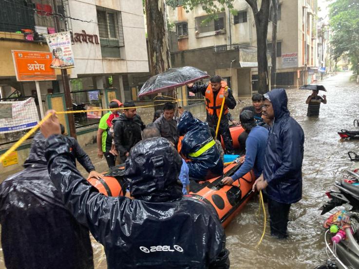 Pune Heavy Rainfall Alert Today in Marathi, pune rain latest photos by indian express