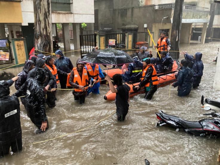 Mumbai Pune Maharashtra Heavy Rain Alert Today in Marathi